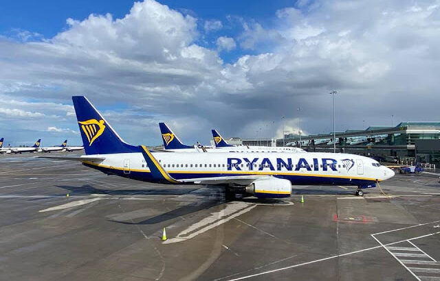 Ryanair DUB Ramp 12 November 2022