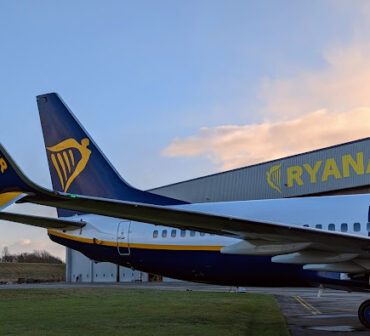 Ryanair B737NG offical image