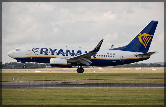 Ryanair transfers sole Boeing 737-700 to Buzz