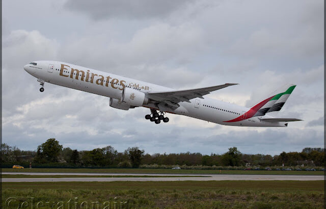 Emirates debuts new Boeing 777 livery at Dublin