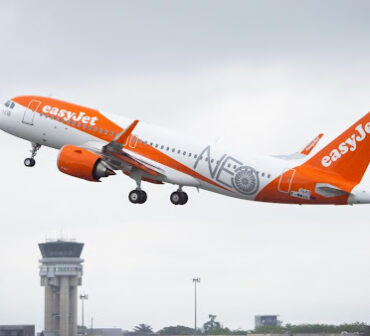 Easyjet A320neo 2