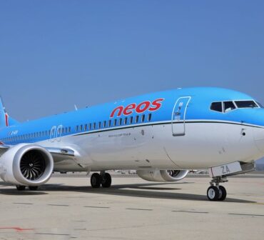 Neos Boeing 737-8 MAX