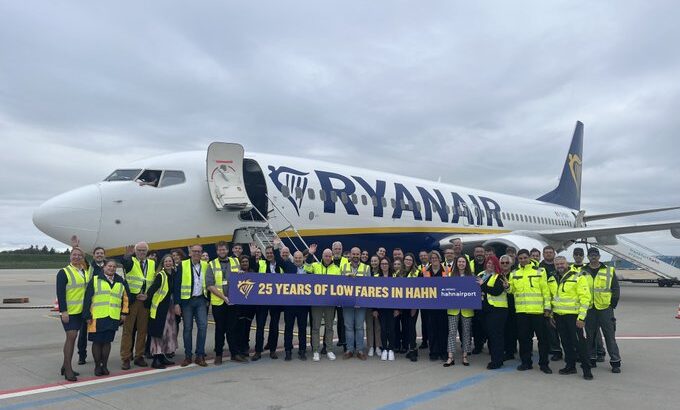 Ryanair celebrates 25 years at Frankfurt Hahn