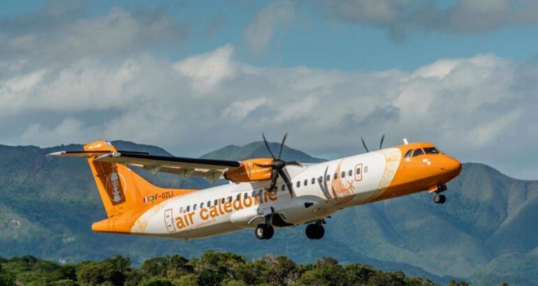 Cork Airport hots Air Calédonie ATR 72-600